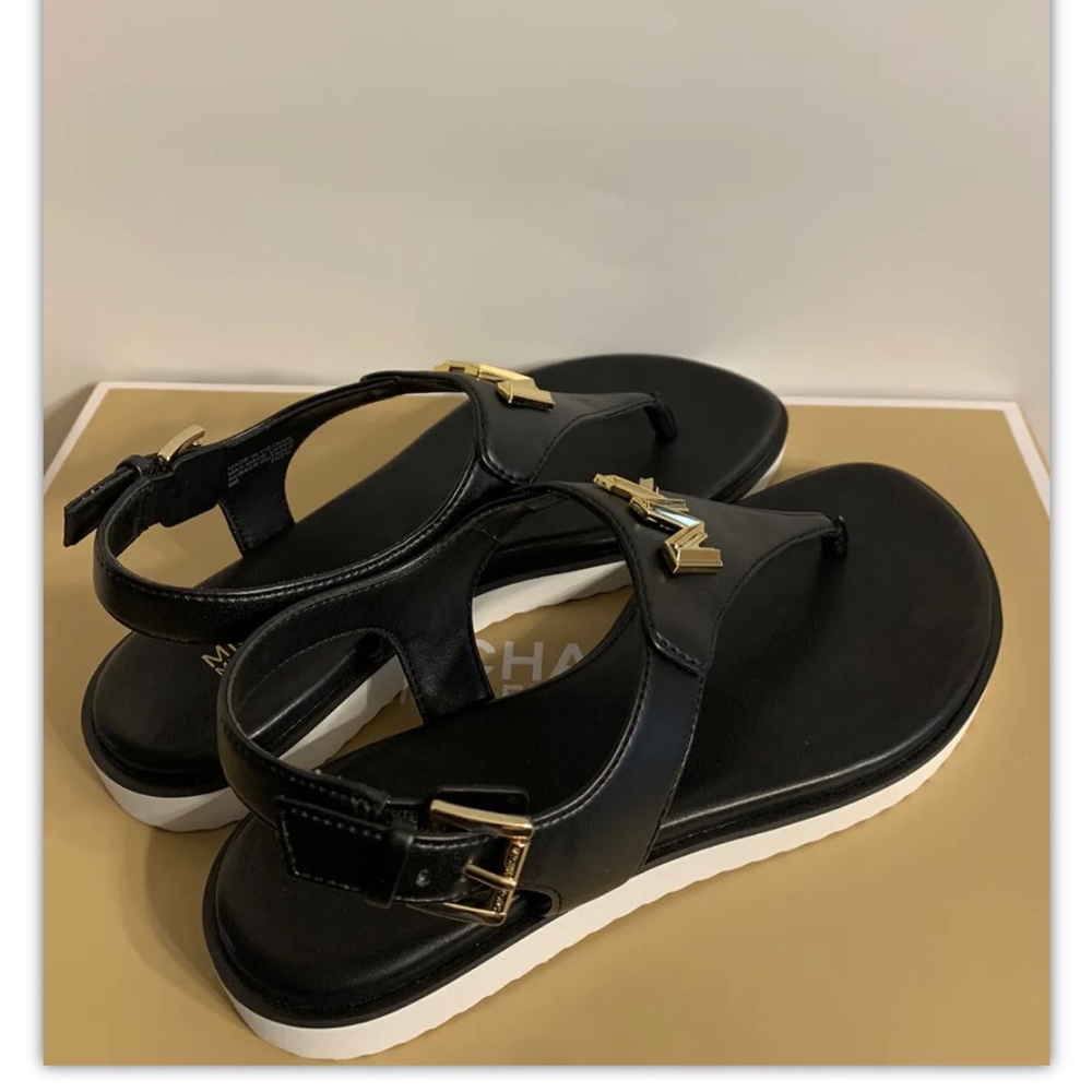 Michael Kors Jilly Black Flat Sandals - Picture 11 of 12